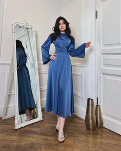 Royal Satin Kleid