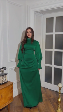 Robe en satin vert