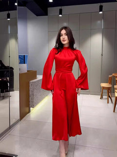 Robe Luxe Rouge En Satin