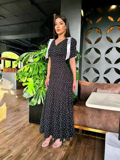 Robe glamour à pois chic